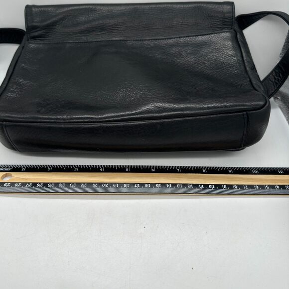 Perlina Black Leather Crossbody Bag with Over Flap Close - Picture 7 of 12